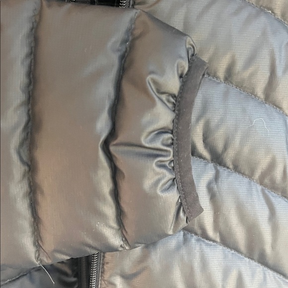 Patagonia Puffer Jacket - Picture 12 of 13